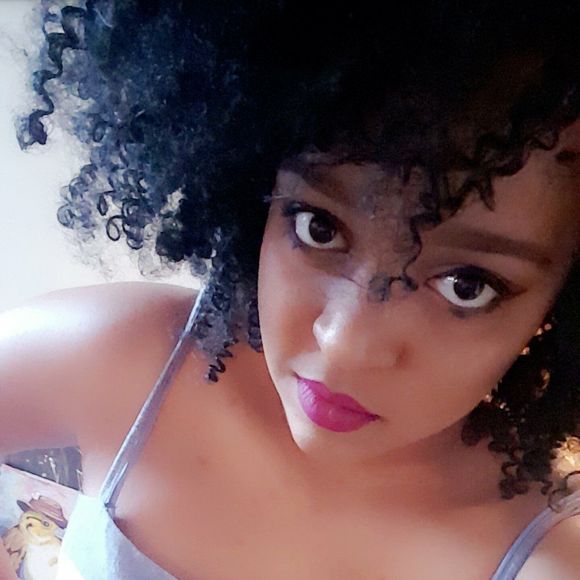 Meet your Posher, Tiffany - Picture 1 of 1