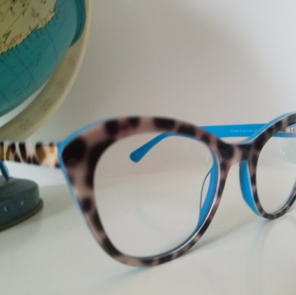 CAT EYE GLASSES - Picture 4 of 4