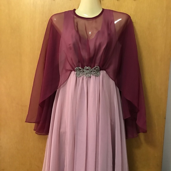 CONSIGNED LOCALLY!!! - Picture 3 of 7