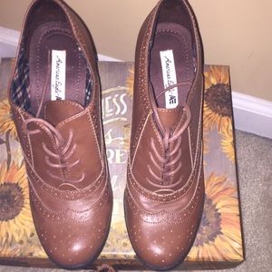 American Eagle Oxfords size 10 Shoe