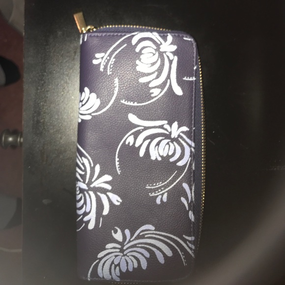 Wallet - Picture 3 of 3