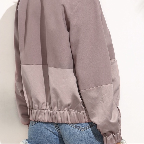 🆕HP🏆🐝Lavender sateen blocked bomber jacket - Picture 4 of 5