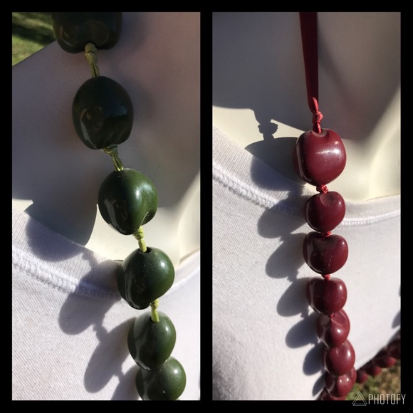 Necklace with large beads threaded on ribbon - Picture 3 of 3