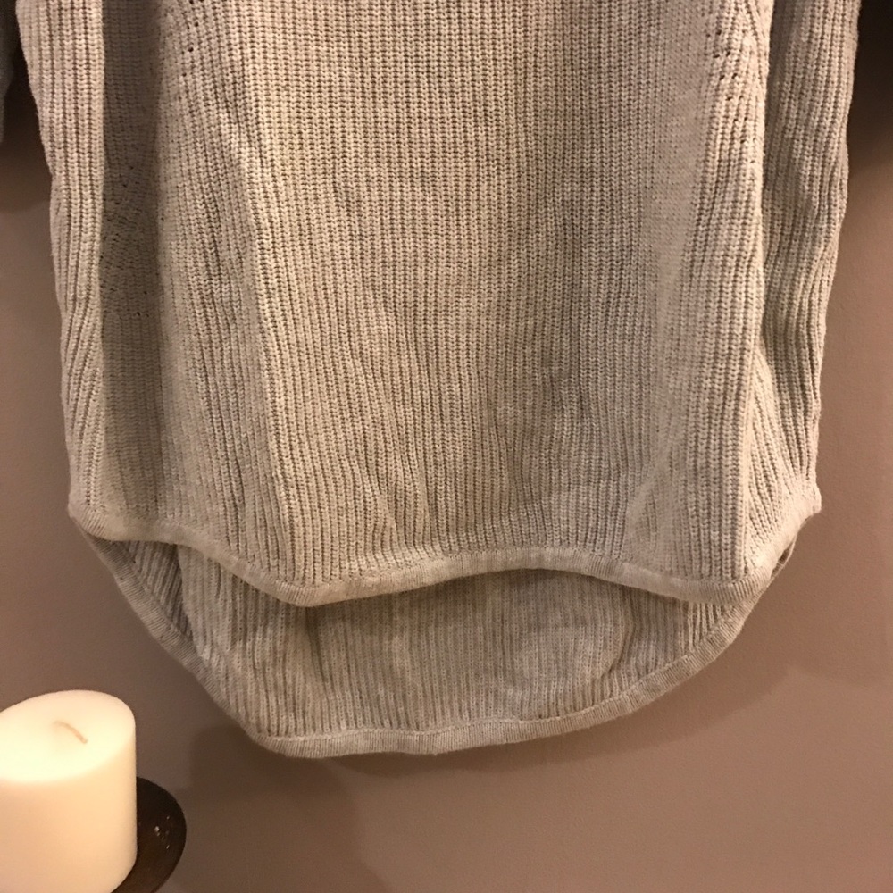 Sweater - Picture 5 of 8