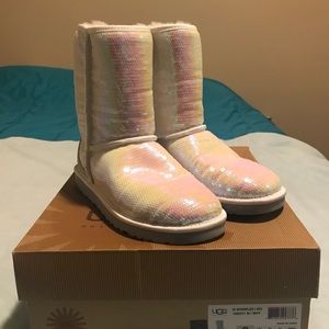 UGG's Sparkles in White Size 8