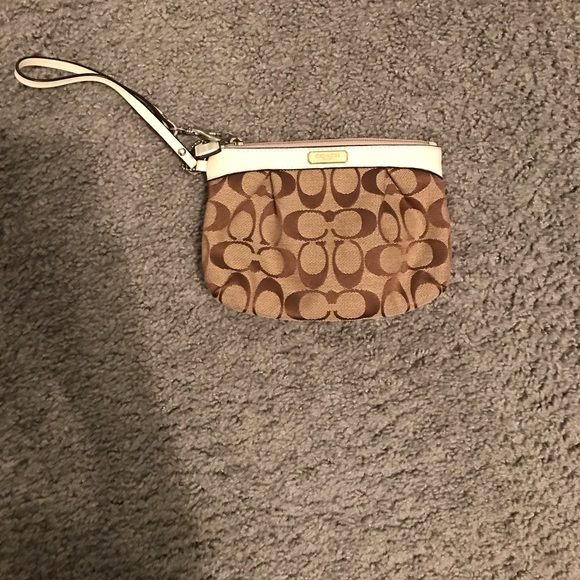 Coach wristlet - Picture 1 of 2