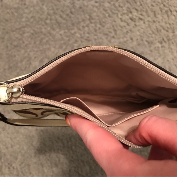 Coach wristlet - Picture 2 of 2