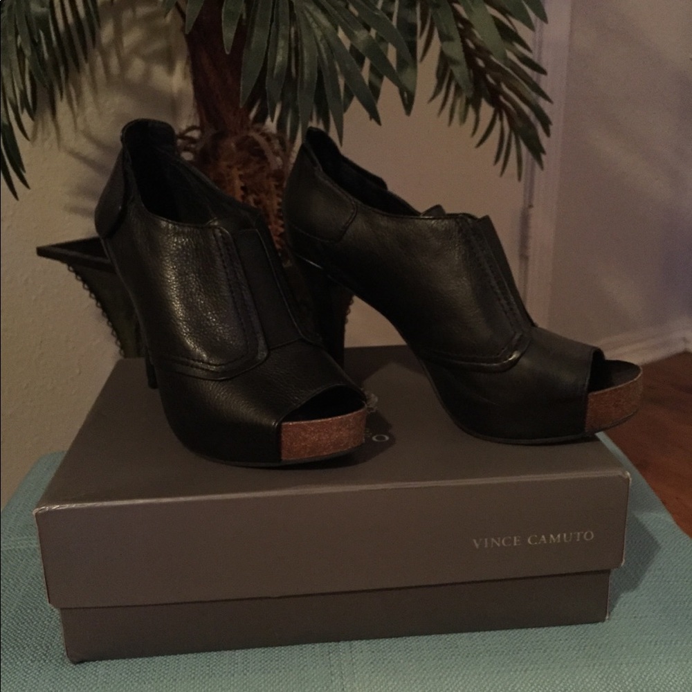 Vince Camuto “Pernot”