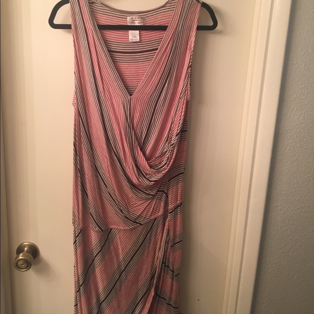L women’s dress