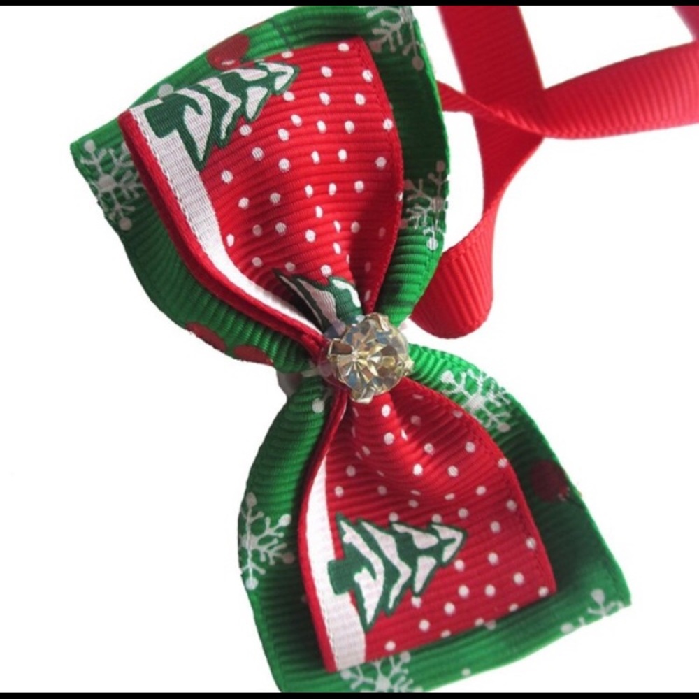 Dog or cat holiday bow tie