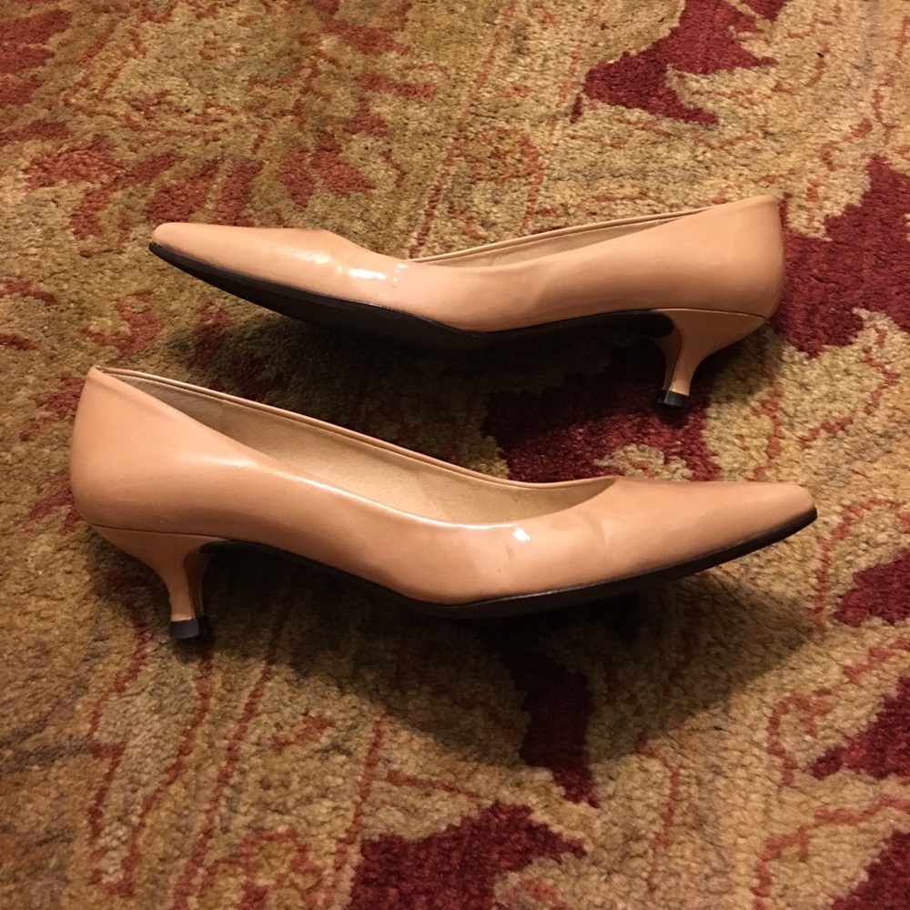 Stuart Weitzman Poco pump