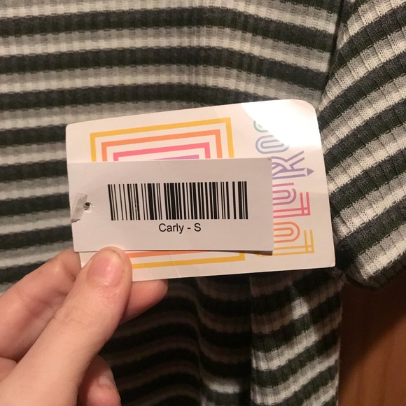 NWT Small LuLaRoe Carly Greenish Gray - Picture 3 of 3