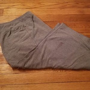 grey capri  *127