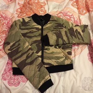 Army crop jacket (Buy two get one free)