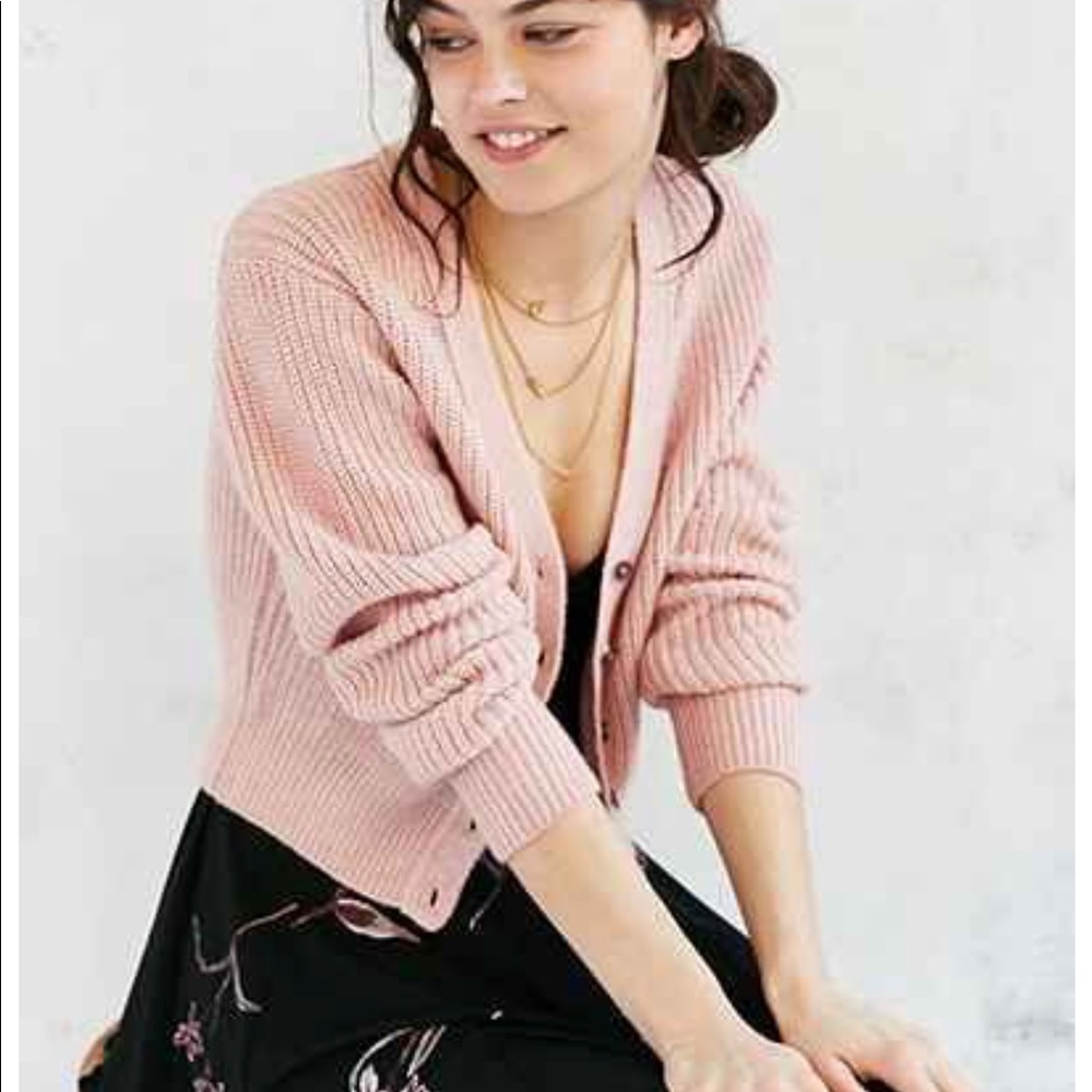 Urban outfitters kimchi blue pink crop cardigan S