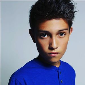 Meet your Posher, Max