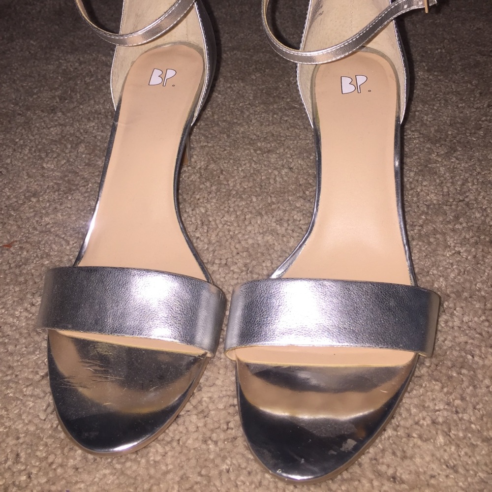 Bp open toe silver sandal. Size 11. New condition