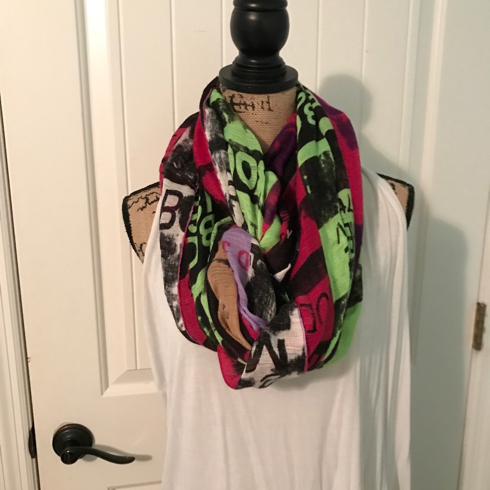 Printed infinity scarf