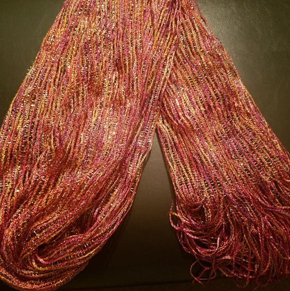 Scarf - Picture 1 of 3