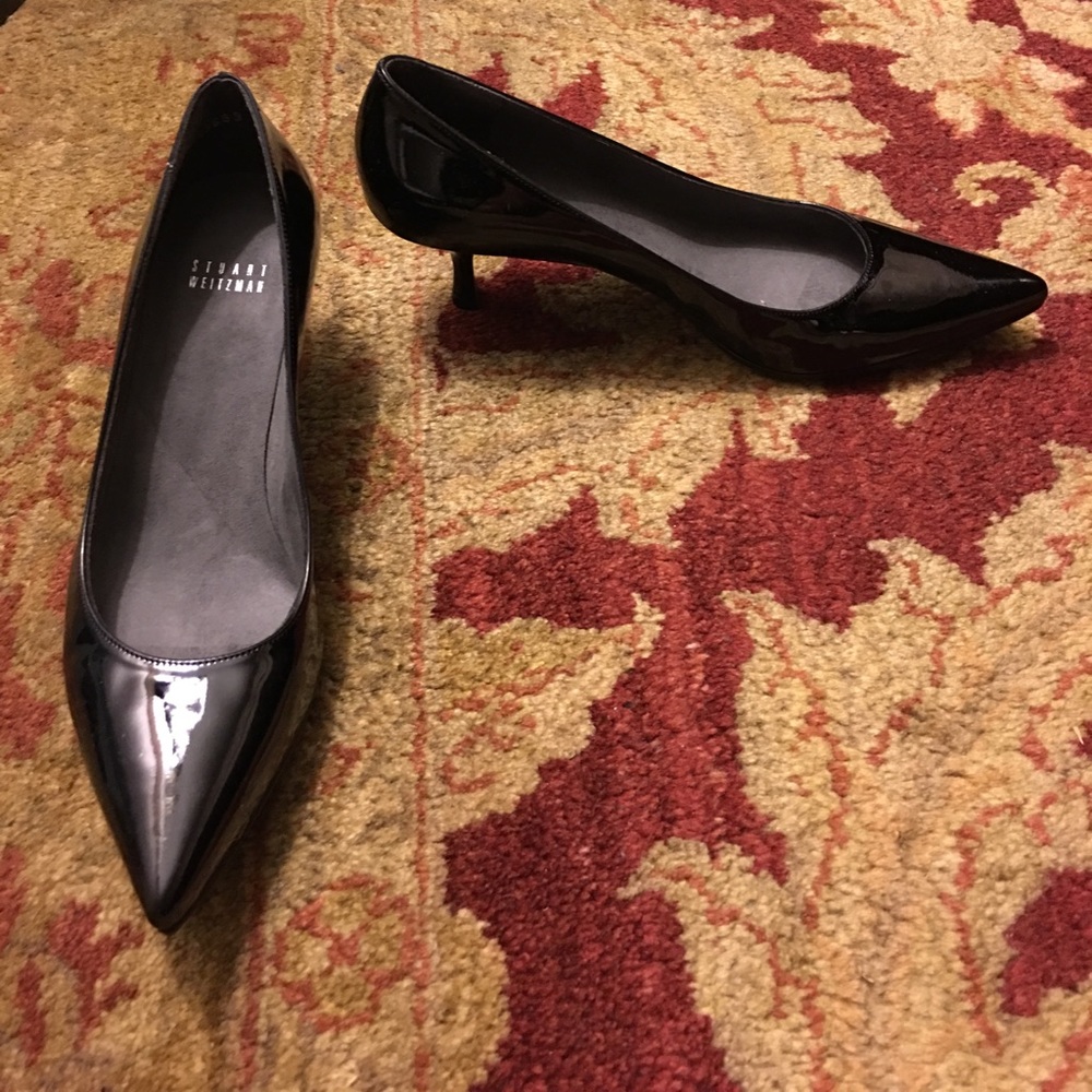Stuart Weitzman Court kitten heel pump