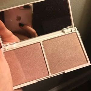 🔥SALE 4 for $25🔥 Tinted Highlighter