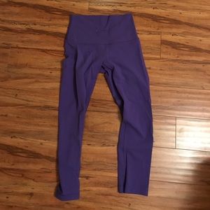 gorgeous and comfy lululemon leggings