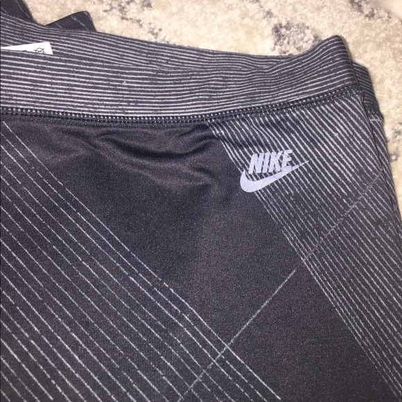 Nike Workout Pants - Picture 4 of 4