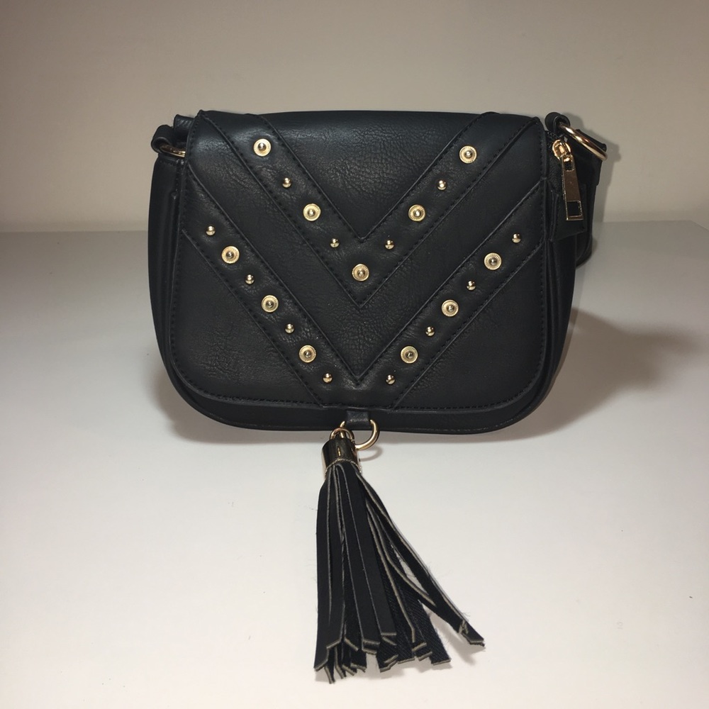 Black Pocketbook with tassel NWOT
