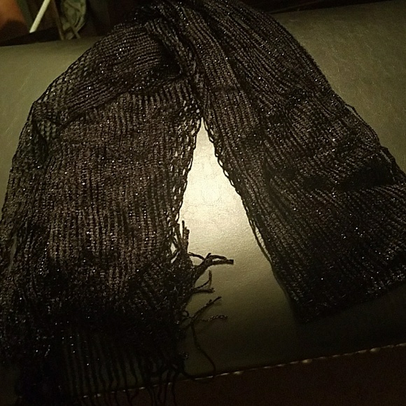 Scarf - Picture 2 of 4