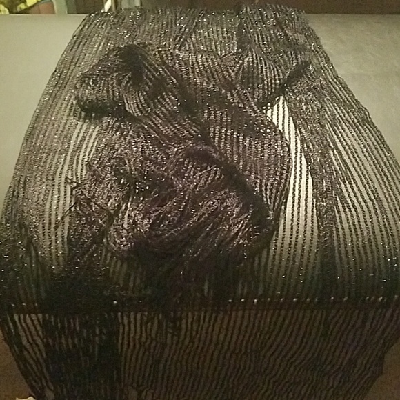 Scarf - Picture 3 of 4