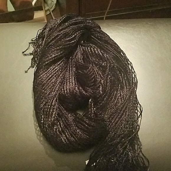 Scarf - Picture 4 of 4