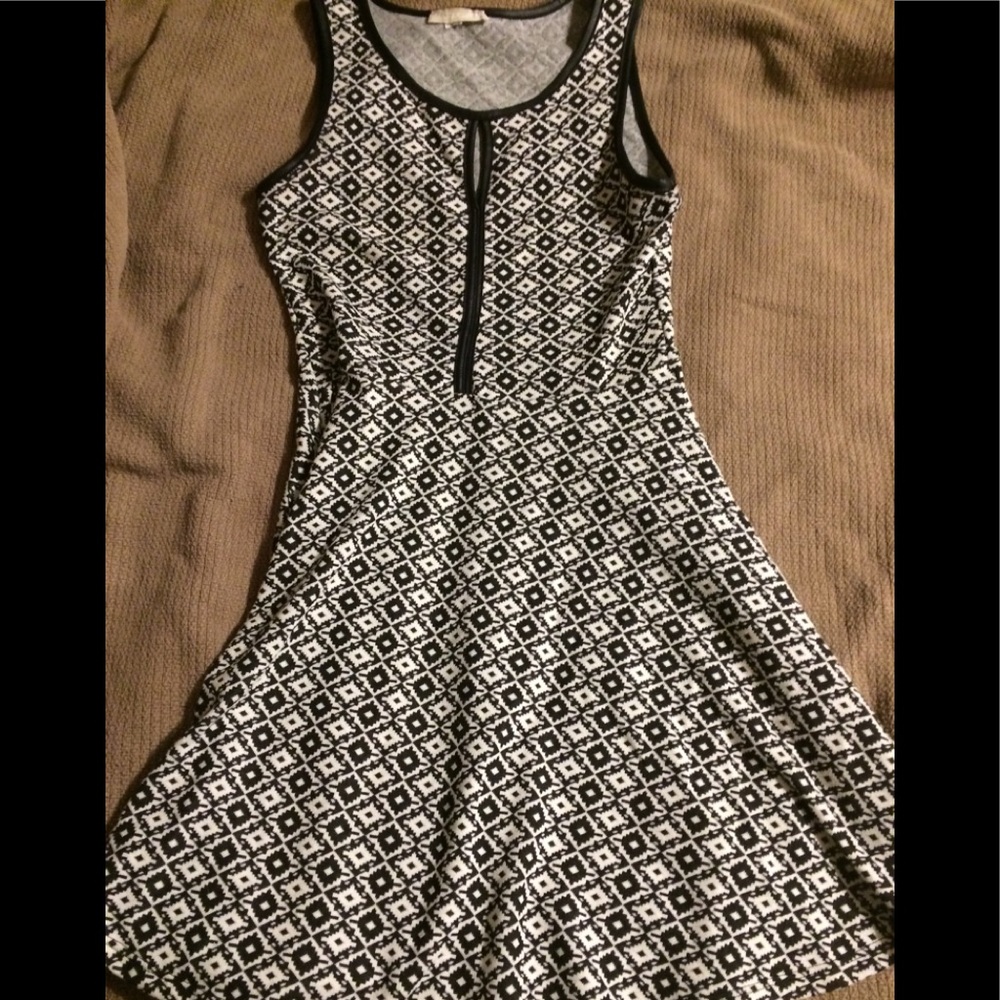 Cute Black and white dress