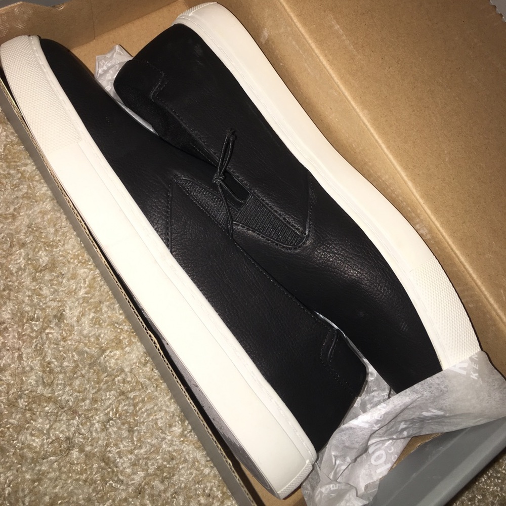 KENNETH COLE SHOES