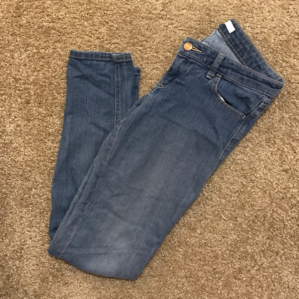 [NOT AVAILABLE] Forever 21 Skinny Jeans