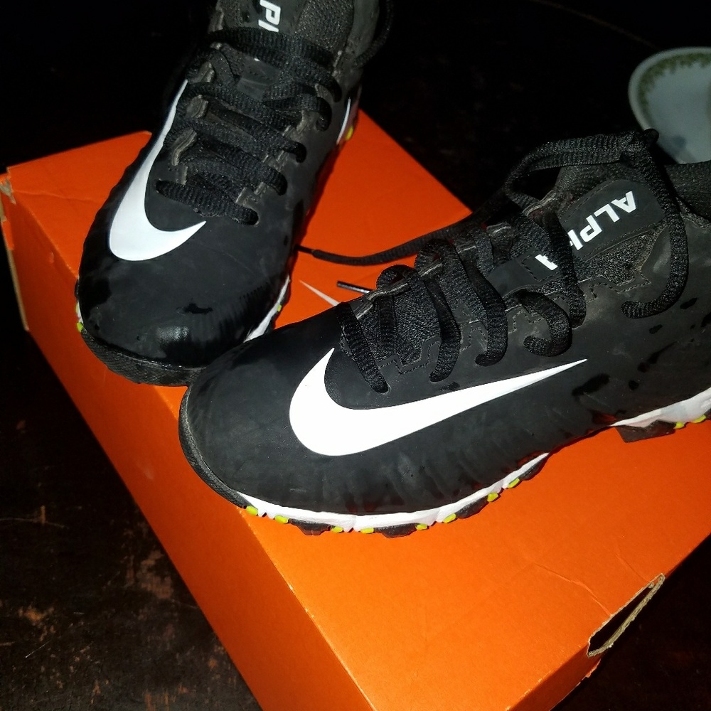 shoe - Picture 2 of 2