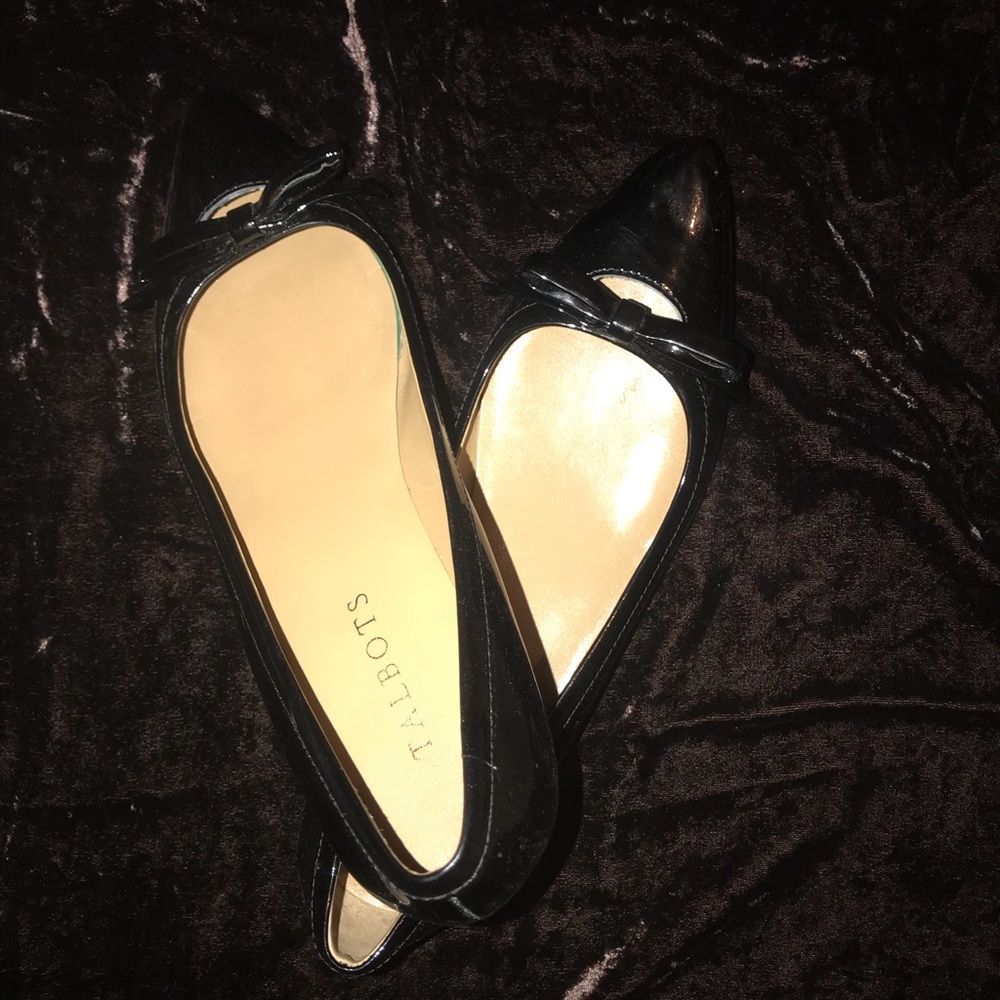 Talbots patent leather pointy toe flats
