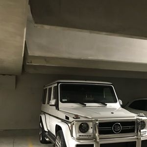 Meet your Posher, Max