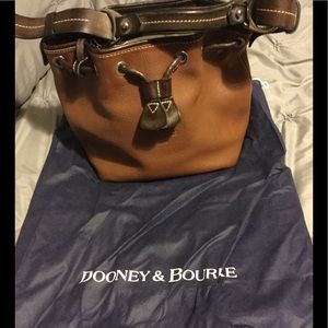 Dooney n Bourke handbag