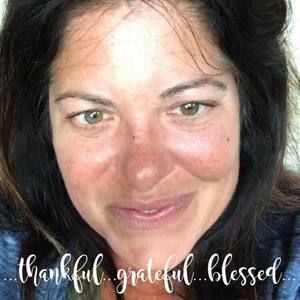 Meet your Posher, Alisha