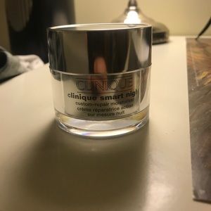 Clinique Smart Night Moisturizer