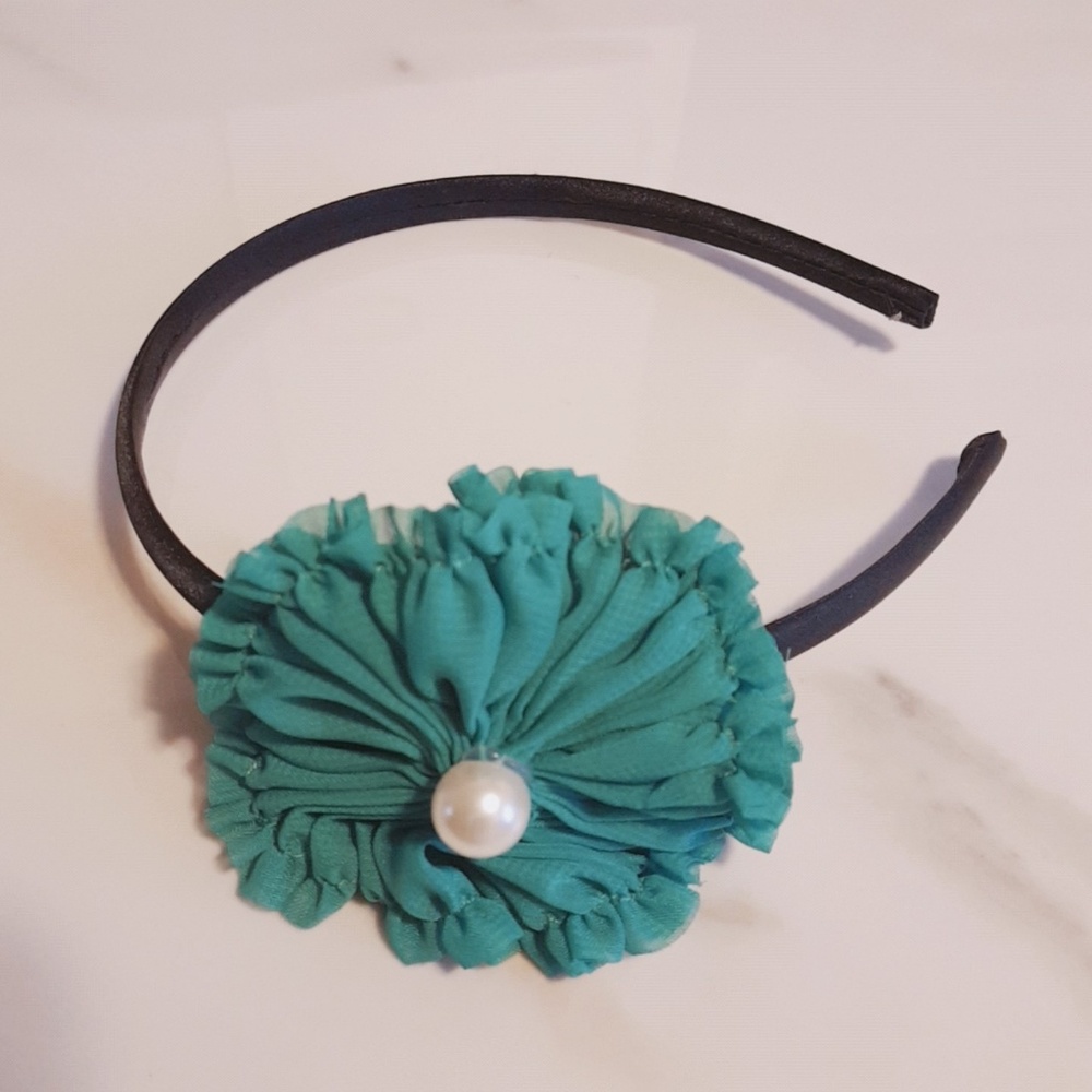 🎀Free W/ PURCHASE🎀 Turquoise Ruffled Headband