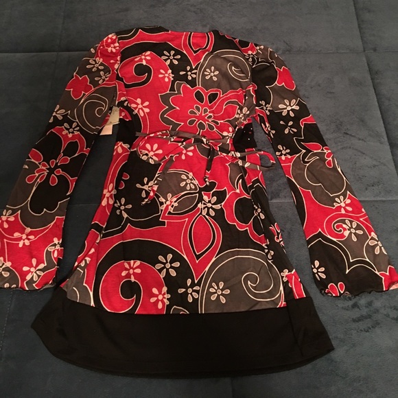 Periscope blouse/top - Picture 4 of 4