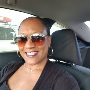 Meet your Posher, Nina