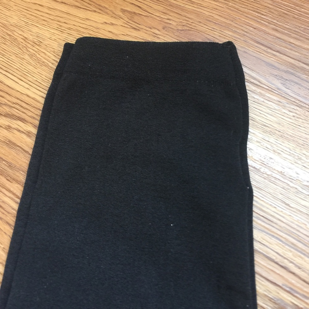 NWT Tummy Control Fleece Leggings in Black - Picture 5 of 6