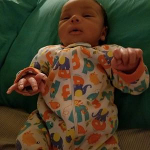 Meet your Posher, Aquia