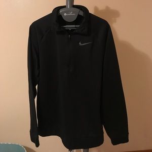 Men's black Nike half zip up