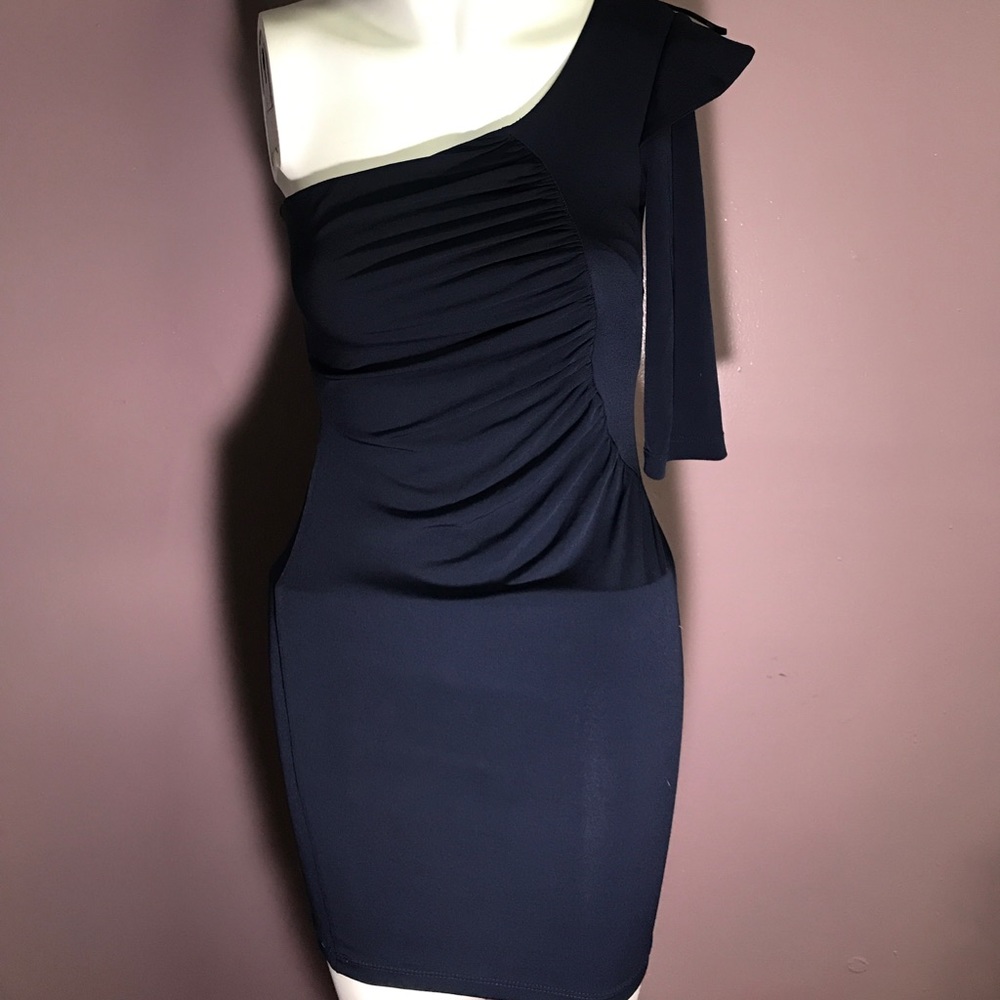 $10 CLOSET SALE NAVY BLUE ONE SHOULDER DRESS