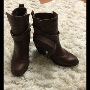 Brown faux leather ankle boot