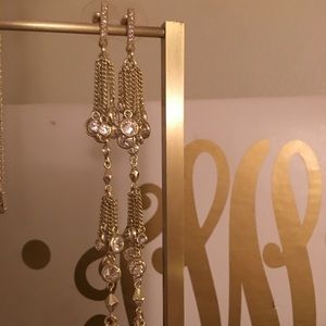 Kendra Scott tallulah earrings worn once