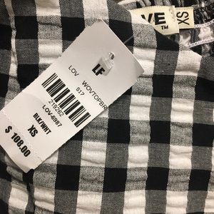 LF Tops - SOLD LF Gingham Sweetheart Crop Top LF Tops - SOLD LF Gingham Sweetheart Crop Top